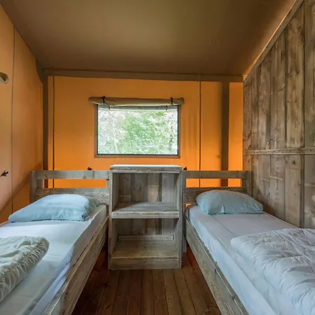 Safari Tent With Kitchen, 12 Km From Eindhoven Luxury tent *
