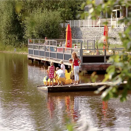 Luxury tent Safari Tent With Kitchen, 12 Km From Eindhoven *